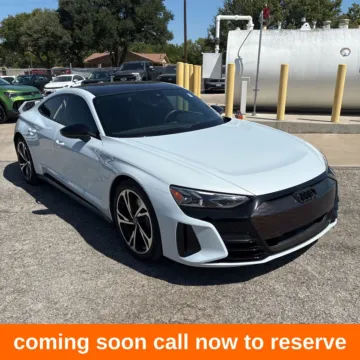 Gray 2023 Audi e-tron GT Premium Plus for sale in Gurnee, IL