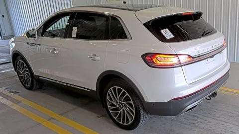 Photos of 2019 Lincoln Nautilus Reserve for sale in Gurnee, IL at CarWise Gurnee