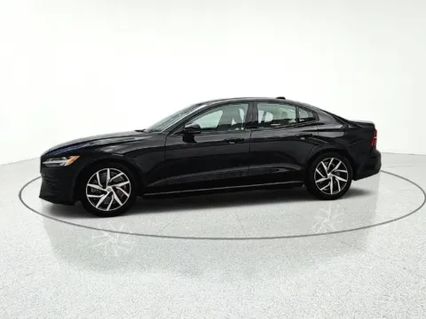 Another view of 2019 Volvo S60 T6 Momentum for sale in Gurnee, IL at CarWise Gurnee
