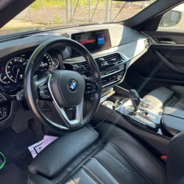 Another view of 2018 BMW 5 Series 530e xDrive iPerformance for sale in Gurnee, IL at CarWise Gurnee
