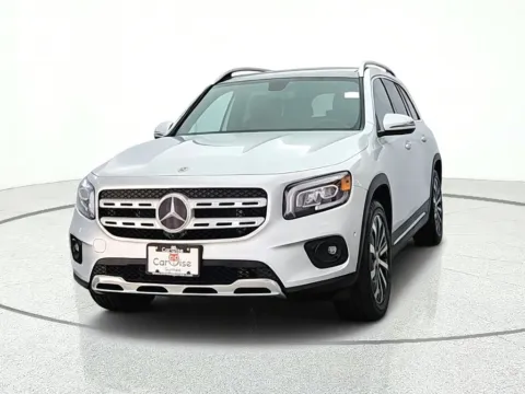 Photos of 2020 Mercedes-Benz GLB 250 for sale in Gurnee, IL at CarWise Gurnee