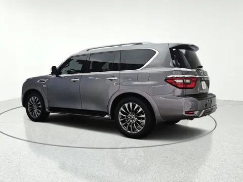 More photos of 2022 Nissan Armada Platinum at CarWise Gurnee, IL