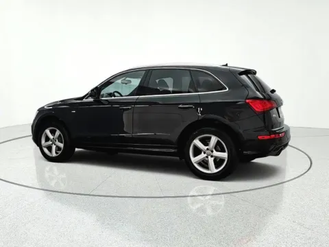 More photos of 2017 Audi Q5 2.0T Premium Plus at CarWise Gurnee, IL