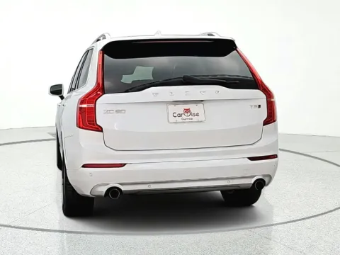 More photos of 2018 Volvo XC90 T5 Momentum at CarWise Gurnee, IL
