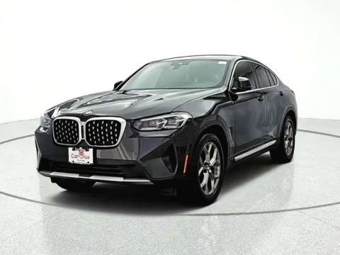 Photos of 2022 BMW X4 xDrive30i for sale in Gurnee, IL at CarWise Gurnee