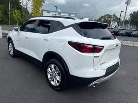 Photos of 2020 Chevrolet Blazer LT for sale in Gurnee, IL at CarWise Gurnee