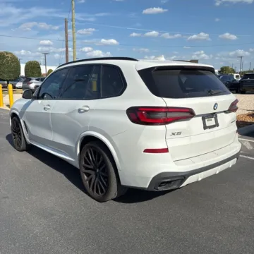 Photos of 2020 BMW X5 xDrive40i for sale in Gurnee, IL at CarWise Gurnee