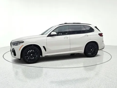 Another view of 2020 BMW X5 xDrive40i for sale in Gurnee, IL at CarWise Gurnee