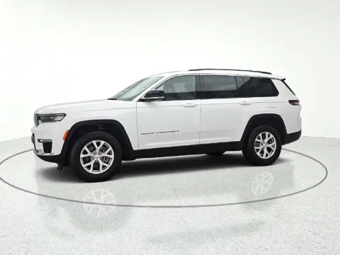 More photos of 2022 Jeep Grand Cherokee L Limited at CarWise Gurnee, IL