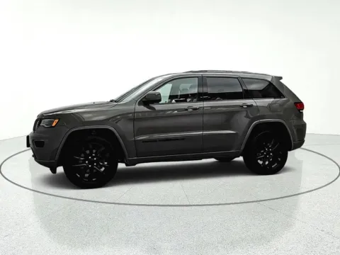 Another view of 2022 Jeep Grand Cherokee WK Laredo X for sale in Gurnee, IL at CarWise Gurnee