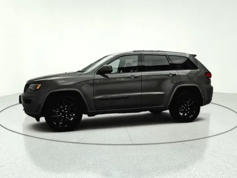Another view of 2022 Jeep Grand Cherokee WK Laredo X for sale in Gurnee, IL at CarWise Gurnee