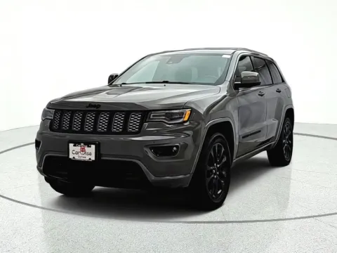 Photos of 2022 Jeep Grand Cherokee WK Laredo X for sale in Gurnee, IL at CarWise Gurnee
