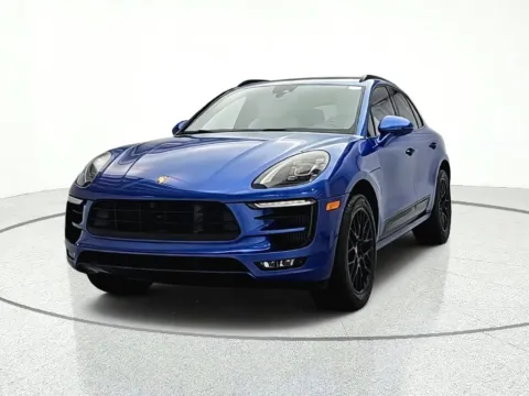 Photos of 2018 Porsche Macan Turbo for sale in Gurnee, IL at CarWise Gurnee