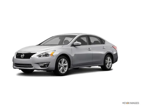 Silver 2013 Nissan Altima 2.5 SV for sale in Gurnee, IL