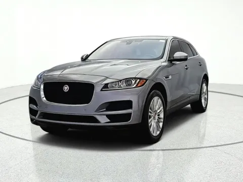 Photos of 2020 Jaguar F-PACE 25t Premium for sale in Gurnee, IL at CarWise Gurnee