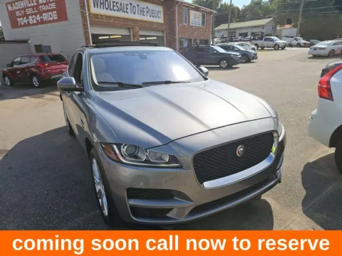 Unknown 2020 Jaguar F-PACE 25t Premium for sale in Gurnee, IL