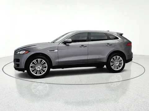 Another view of 2020 Jaguar F-PACE 25t Premium for sale in Gurnee, IL at CarWise Gurnee