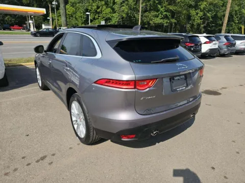 Photos of 2020 Jaguar F-PACE 25t Premium for sale in Gurnee, IL at CarWise Gurnee