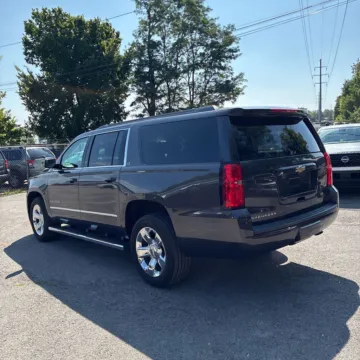 Photos of 2017 Chevrolet Suburban LT for sale in Gurnee, IL at CarWise Gurnee