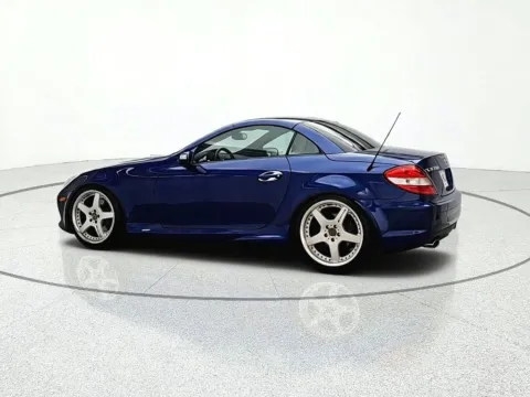 More photos of 2005 Mercedes-Benz SLK 350 at CarWise Gurnee, IL