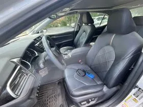 Another view of 2018 Toyota Camry XLE for sale in Gurnee, IL at CarWise Gurnee