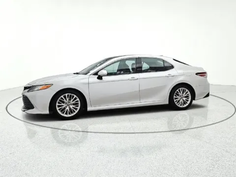 Another view of 2018 Toyota Camry XLE for sale in Gurnee, IL at CarWise Gurnee