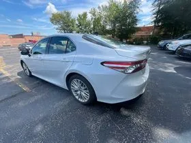 Photos of 2018 Toyota Camry XLE for sale in Gurnee, IL at CarWise Gurnee