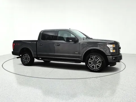 Photos of 2016 Ford F-150 XLT for sale in Gurnee, IL at CarWise Gurnee
