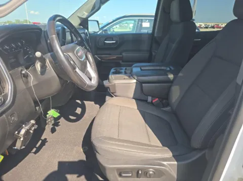 Another view of 2019 GMC Sierra 1500 SLE for sale in Gurnee, IL at CarWise Gurnee
