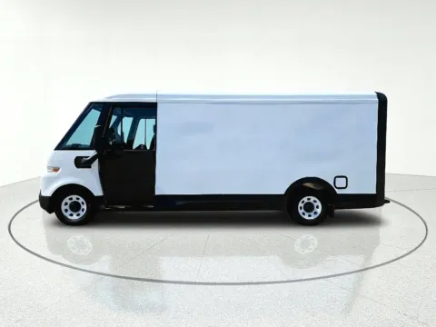 More photos of 2023 BrightDrop Zevo 600 at CarWise Gurnee, IL