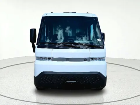 Photos of 2023 BrightDrop Zevo 600 for sale in Gurnee, IL at CarWise Gurnee
