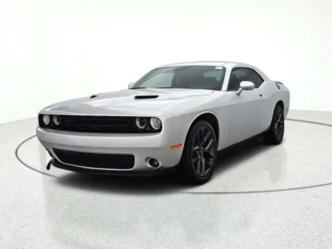 Photos of 2020 Dodge Challenger SXT for sale in Gurnee, IL at CarWise Gurnee