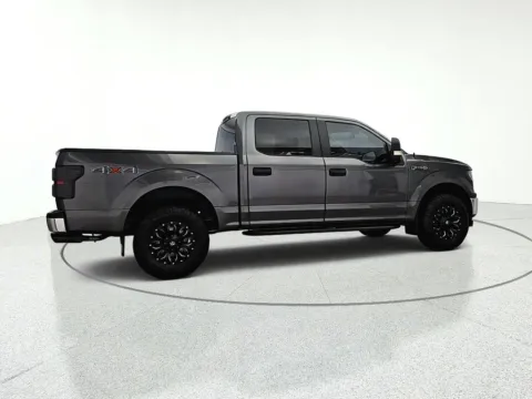 More photos of 2018 Ford F-150 XLT at CarWise Gurnee, IL