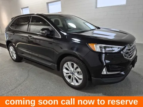 Black 2021 Ford Edge Titanium for sale in Gurnee, IL