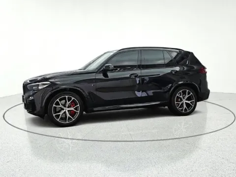 More photos of 2021 BMW X5 M50i at CarWise Gurnee, IL