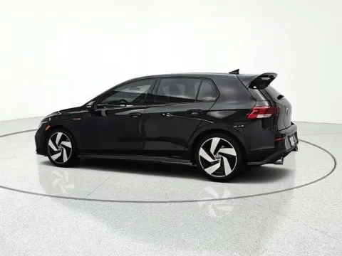 More photos of 2022 Volkswagen Golf GTI 2.0T SE at CarWise Gurnee, IL