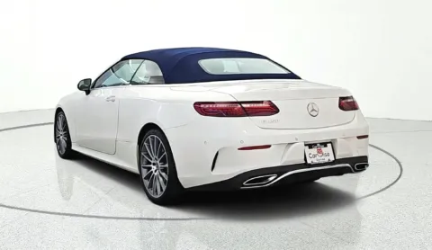 More photos of 2021 Mercedes-Benz E-Class E 450 at CarWise Gurnee, IL