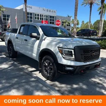 White 2021 Nissan Titan PRO-4X for sale in Gurnee, IL