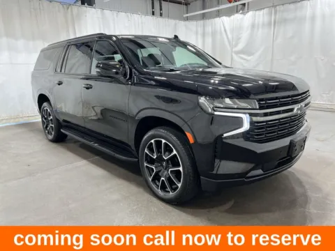 Black 2022 Chevrolet Suburban RST for sale in Gurnee, IL
