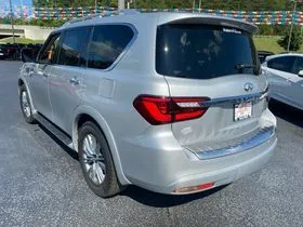 Photos of 2019 INFINITI QX80 LUXE for sale in Gurnee, IL at CarWise Gurnee