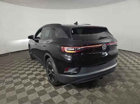 Photos of 2022 Volkswagen ID.4 Pro S for sale in Gurnee, IL at CarWise Gurnee