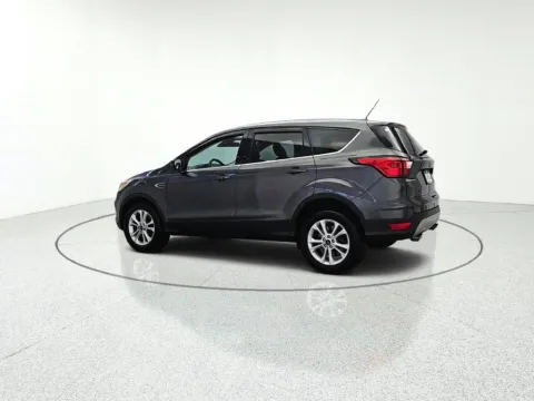 More photos of 2019 Ford Escape SE at CarWise Gurnee, IL