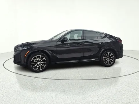 More photos of 2025 BMW X6 xDrive40i at CarWise Gurnee, IL