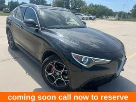Black 2018 Alfa Romeo Stelvio Ti for sale in Gurnee, IL