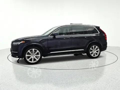 More photos of 2019 Volvo XC90 T6 Inscription at CarWise Gurnee, IL