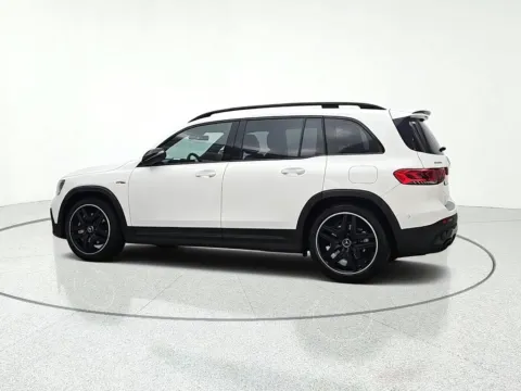 More photos of 2021 Mercedes-Benz GLB 35 AMG at CarWise Gurnee, IL