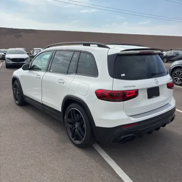 Photos of 2021 Mercedes-Benz GLB 35 AMG for sale in Gurnee, IL at CarWise Gurnee