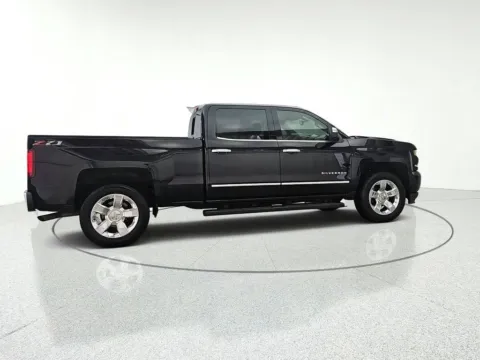 Another view of 2018 Chevrolet Silverado 1500 LTZ for sale in Gurnee, IL at CarWise Gurnee
