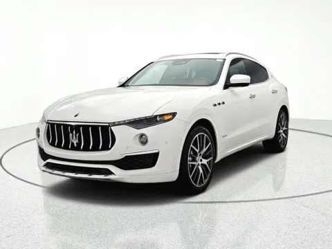 Photos of 2020 Maserati Levante S GranLusso for sale in Gurnee, IL at CarWise Gurnee
