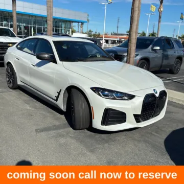 White 2023 BMW i4 M50 for sale in Gurnee, IL
